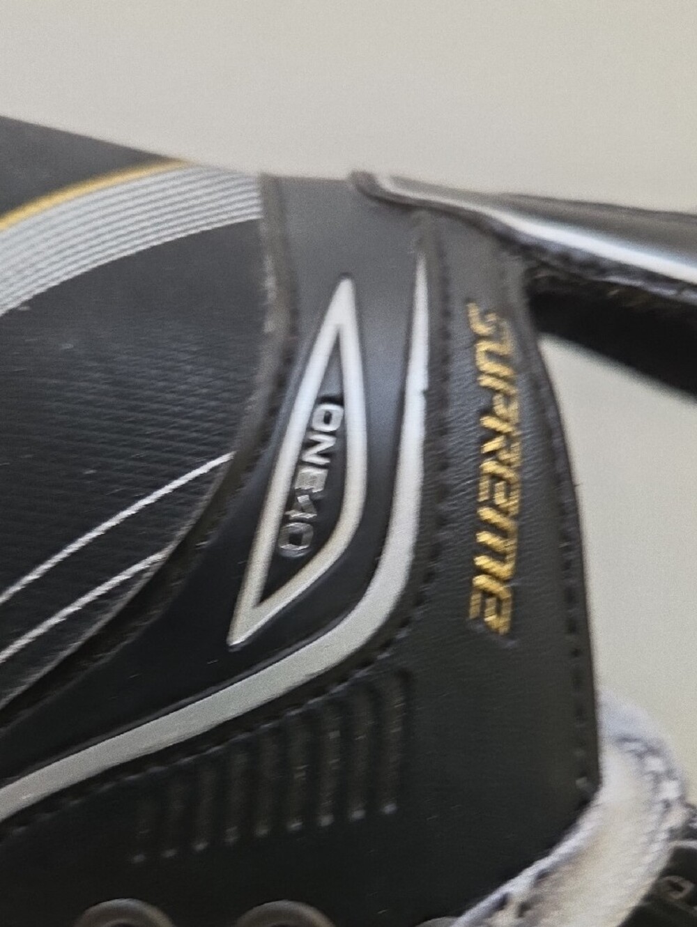 Bauer (Youth/Big Boy) Hockey Skates - Picture 10 of 15